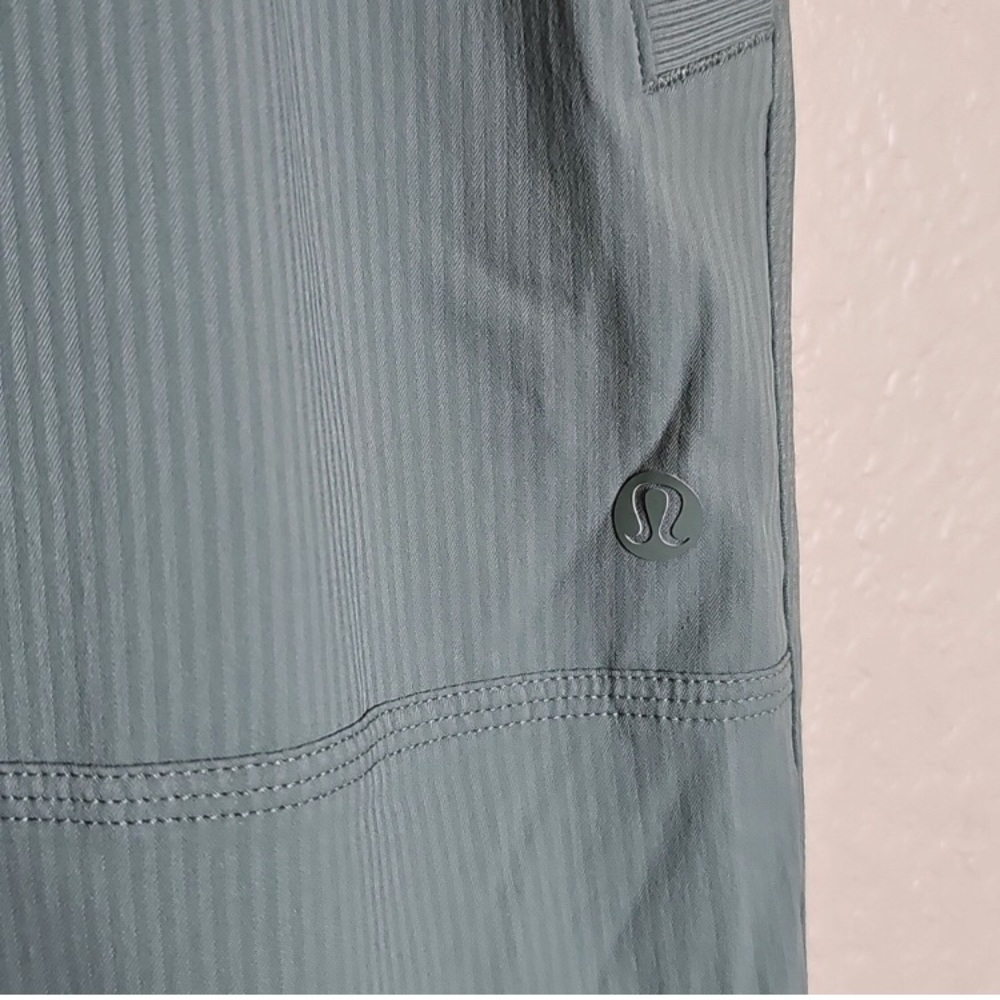 Lululemon NWOT Dance Studio Cargo Pants Joggers Grey Eucalyptus Small 4 6 - Picture 5 of 9